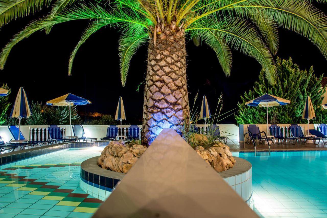 Christina Apartments チィリヴィ エクステリア 写真